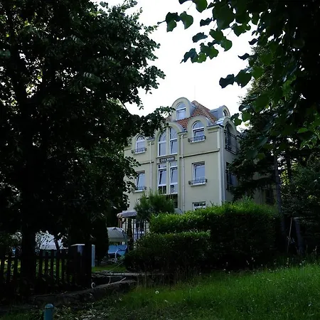 дукеса 3* Варна